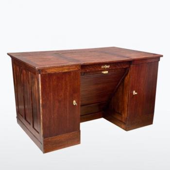 Americký psací stůl Americký psací stůl