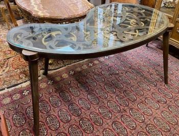 Industriální kovový stůl Industriální kovový stůl